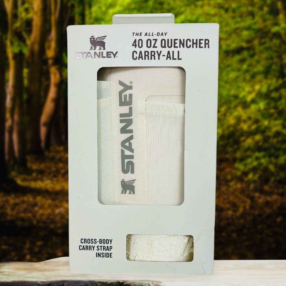Stanley All Day 40 oz Quencher Carry-All | Crossbody Bag w/Phone Pocket Cream - Picture 1 of 12